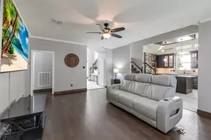 723 Forest Ln Dr, Conroe, TX 77302 - Photo 7
