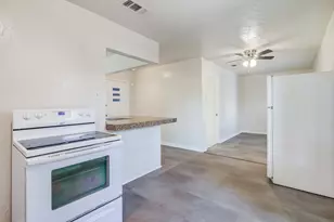 2206 15th Ave N, Texas City, TX 77590 - Photo 7