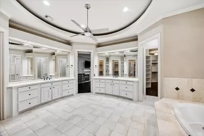 35 N Regent Oak, The Woodlands, TX 77381 - Photo 19