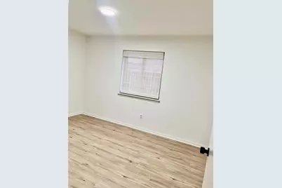 8906 Mattison Drive, Houston, TX 77088 - Photo 15