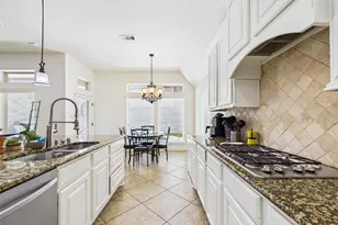 3392 Melony Hill Ln, Pearland, TX 77584 - Photo 11