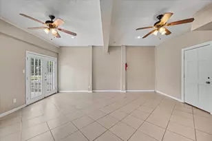 800 N San Jacinto, Conroe, TX 77301 - Photo 19