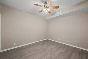 800 N San Jacinto, Conroe, TX 77301 - Photo 33