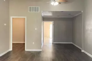 800 N San Jacinto, Conroe, TX 77301 - Photo 9