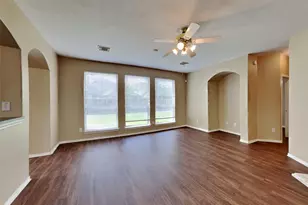 26004 Castle Meadow Ln, Kingwood, TX 77339 - Photo 5