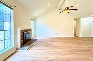 9631 Secretariat Dr, Houston, TX 77065 - Photo 5