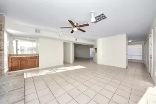 15614 Barbarossa Dr, Houston, TX 77083 - Photo 9