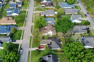 15614 Barbarossa Dr, Houston, TX 77083 - Photo 41