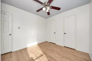 15614 Barbarossa Dr, Houston, TX 77083 - Photo 23