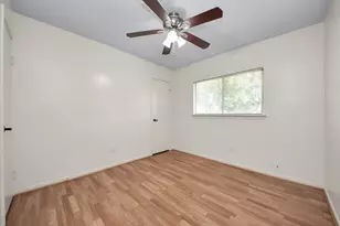 15614 Barbarossa Dr, Houston, TX 77083 - Photo 19