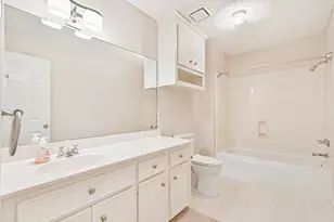 208 Live Oak Ln, Friendswood, TX 77546 - Photo 23