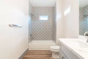 9909 Dipping Woods St, Houston, TX 77076 - Photo 13