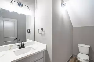 9909 Dipping Woods St, Houston, TX 77076 - Photo 7