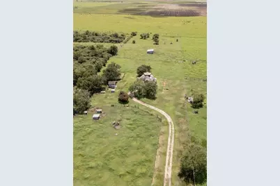 503 Rabbit Run Rd, Victoria, TX 77905 - Photo 5