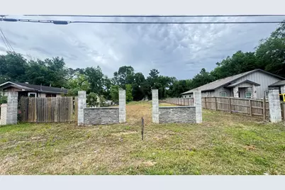9016 Sherburne Street, Houston, TX 77016 - Photo 15