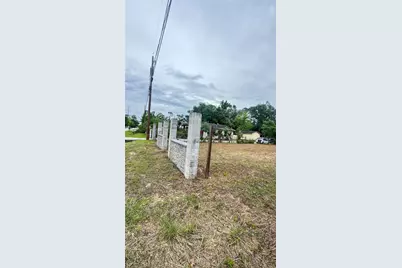9016 Sherburne Street, Houston, TX 77016 - Photo 11