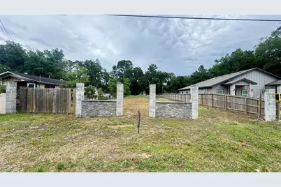 9016 Sherburne Street, Houston, TX 77016 - Photo 19