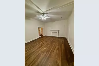 210 E Phillips Street, Conroe, TX 77301 - Photo 15