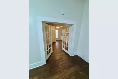 210 E Phillips Street, Conroe, TX 77301 - Photo 13