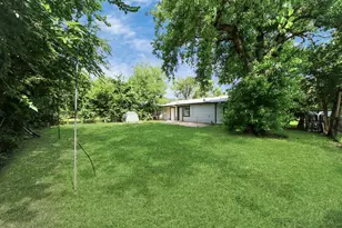 5738 Kenilwood Dr, Houston, TX 77033 - Photo 45