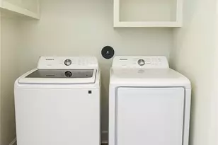 5843 Outer Banks St, Houston, TX 77091 - Photo 21