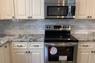 1210 Ave M Rear, Galveston, TX 77550 - Photo 7