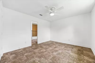 10111 Limewood Lane, Sugar Land, TX 77498 - Photo 9