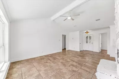 10111 Limewood Lane, Sugar Land, TX 77498 - Photo 5
