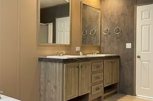 401 Rd 5701, Cleveland, TX 77327 - Photo 33