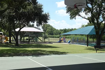111 6th Street, Rosenberg, TX 77471 - Photo 17
