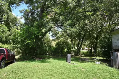111 6th Street, Rosenberg, TX 77471 - Photo 15
