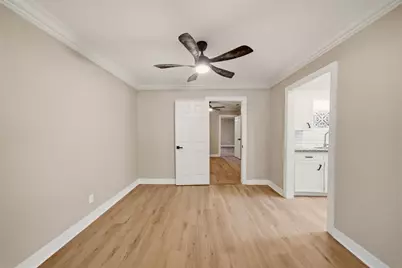417 13th Avenue N, Texas City, TX 77590 - Photo 5