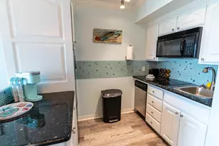 6300 Seawall Blvd, Galveston, TX 77551 - Photo 9