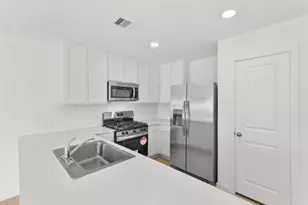 12403 Wild Strawberry Rd, Houston, TX 77038 - Photo 7