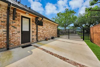 511 Kyle Street, Sugar Land, TX 77478 - Photo 39