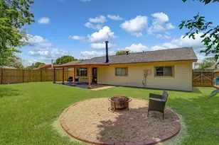 742 Sugar Hill Dr, La Porte, TX 77571 - Photo 31