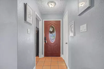 742 Sugar Hill Drive, La Porte, TX 77571 - Photo 5