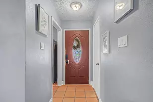 742 Sugar Hill Dr, La Porte, TX 77571 - Photo 5