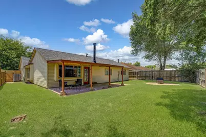 742 Sugar Hill Drive, La Porte, TX 77571 - Photo 33
