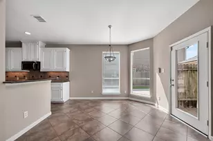 521 Opal Sky Ct, League City, TX 77573 - Photo 9