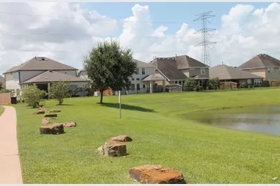 302 Lake Line Drive, Alvin, TX 77511 - Photo 23