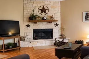 20218 Oak Forest Rd, Damon, TX 77430 - Photo 5