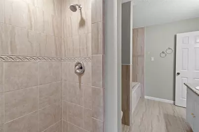 1901 S Voss Road #9, Houston, TX 77057 - Photo 15