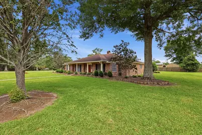 2201 Tall Oaks Drive, Orange, TX 77632 - Photo 3