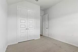 308 Abbott Creek Ln, Dayton, TX 77535 - Photo 7