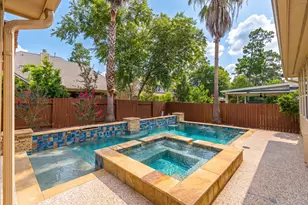 22 Frontera Cir, The Woodlands, TX 77382 - Photo 3