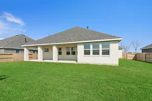 12114 Old Fashion Cir, Mont Belvieu, TX 77535 - Photo 3