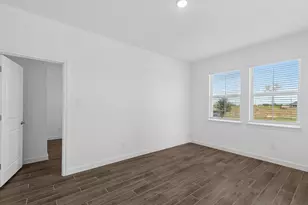 12114 Old Fashion Cir, Mont Belvieu, TX 77535 - Photo 5