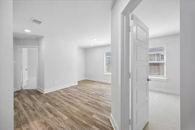 9830 N Goshawk Trail, Conroe, TX 77385 - Photo 31