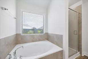 9830 N Goshawk Trl, Conroe, TX 77385 - Photo 23